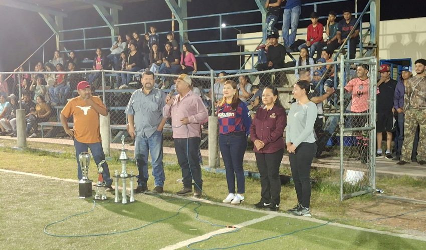 Exitosa final del torneo de fútbol en el Ejido Guadalupe Mainero